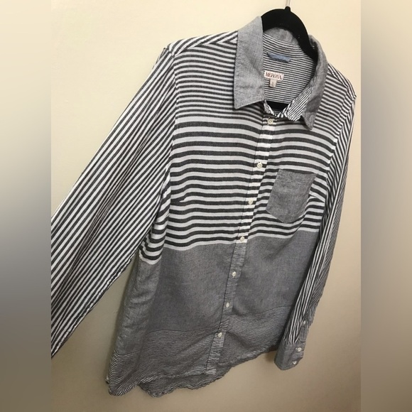 Merona Women's Cotton Button Down Gray White Striped Blouse Shirt Tunic. Size L - Picture 7 of 10